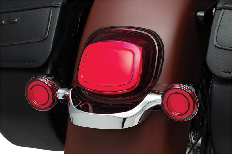 Blinkers bak Kuryakyn Tracer L E D bak H-D 00-24 röd