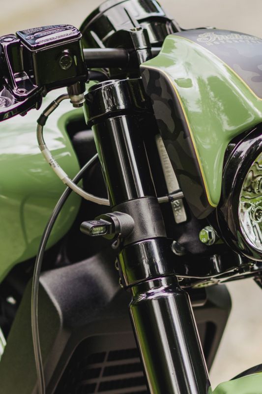 Blinkers fram Cult-Werk Shorty svart Indian Scout 15-24