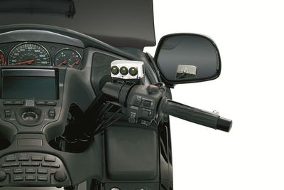 21060046-2-8d94ae53