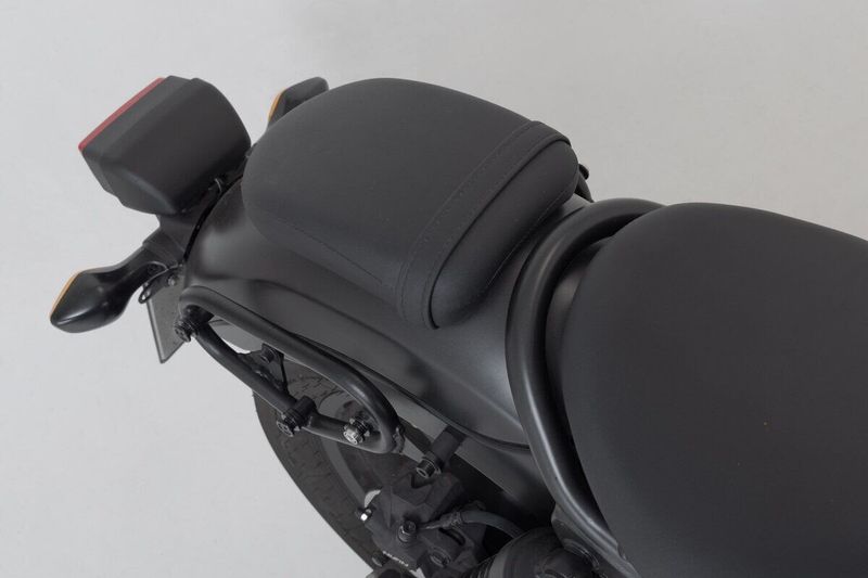 Väska SW-Motech Legend Gear LC2 Side Honda Rebel 17-upp svart