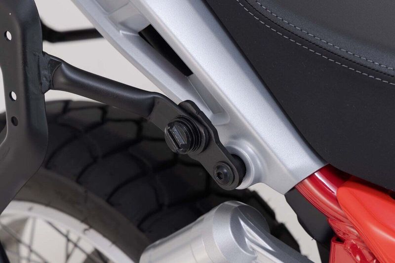 Sidohållare SW-Motech Moto Guzzi 24-upp KFT.17.632.30000/B