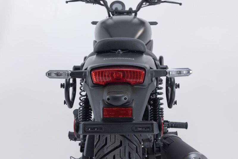 Väska SW-Motech Legend Gear LC2 Side svart Kawasaki 24-upp