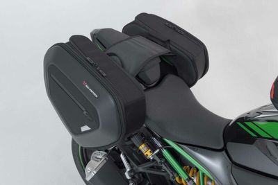Sidoväskor SW-Motech BLAZE H EDGE Kawasaki SE / SE Performance 22-upp