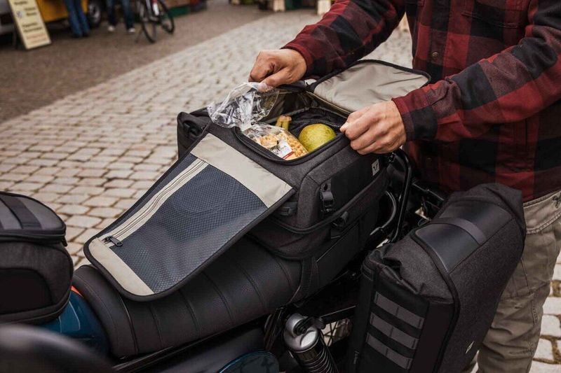 Bakväska SW-Motech Legend Gear LR3