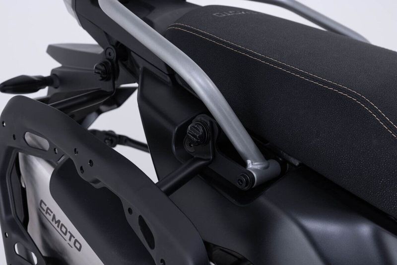 Sidohållare SW-Motech Cfmoto 800 MT-X / 800 MT-X Comfort 25-upp