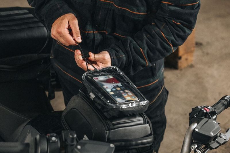 Väska SW-Motech Legend Smartphone LA11