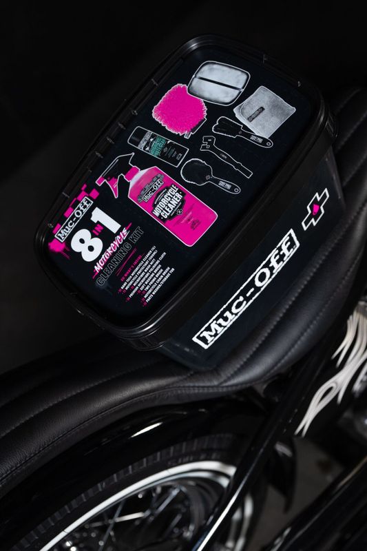 Rengöringssats Muc-Off 8 in 1