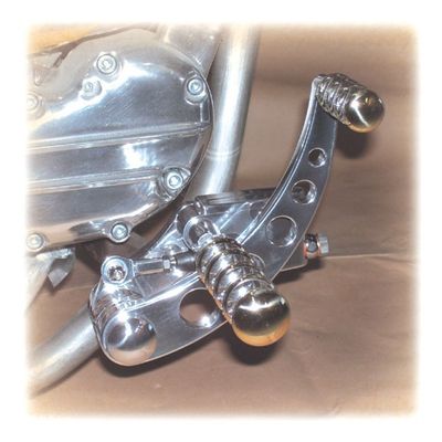 Framflyttade reglage Kustom Tech K-Tech FXST 86-99 polerad mässing