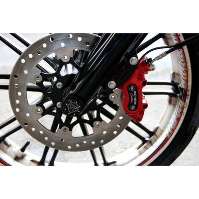Kåpa hjulaxel fram Cult-Werk blanksvart klar Softail 18-25