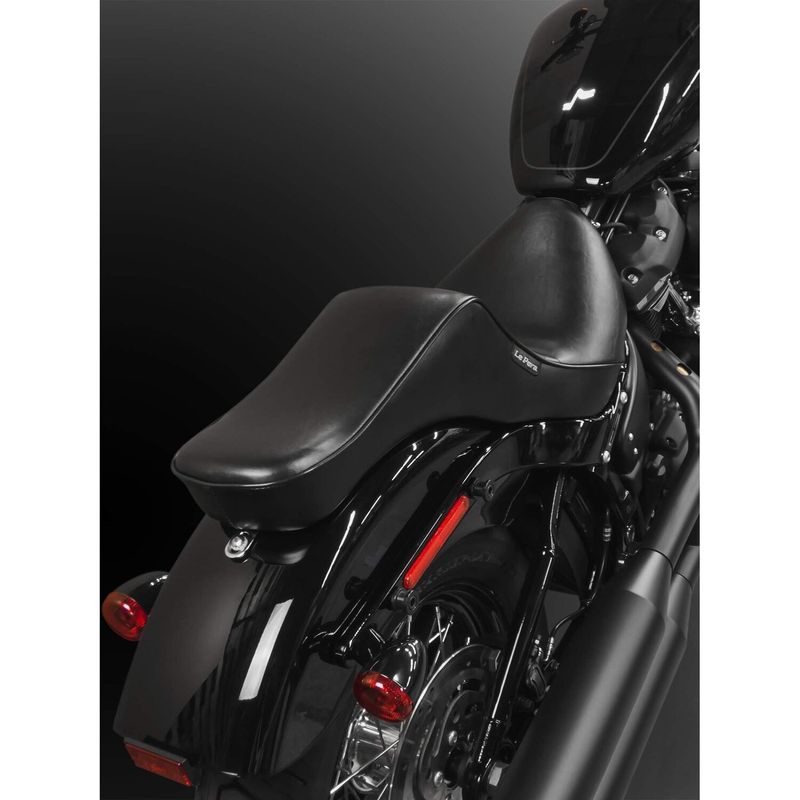 Sadel Le Pera Cherokee 2 slät Softail FXBBSStreet Bob 114 m.fl.