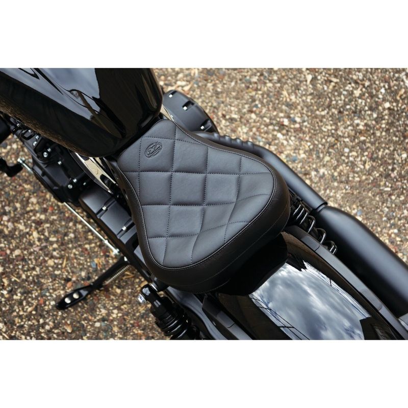 Solosadel Mustang Touring Indian Scout Bobber 18-22 svart