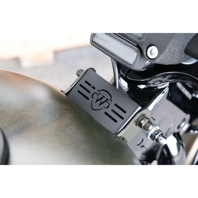 Tanklyftsats Cult-Werk blanksvart Softail FXBB Street Bob 107 m.fl.