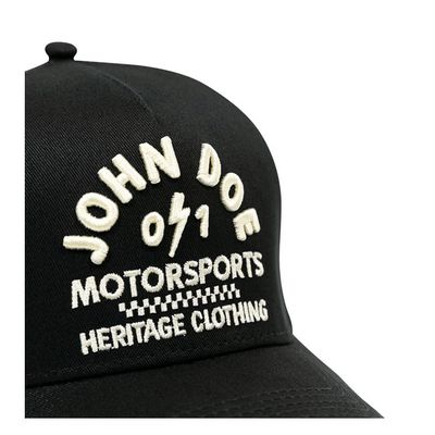 Keps John Doe svart vit