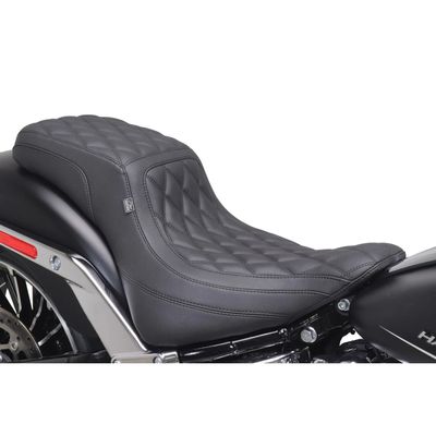 Sadel Mustang Squareback 2 dubbel diamond Softail FXBR Breakout 117