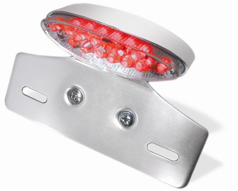 Baklykta mini LED Cat Eye med nummerplåtsfäste Drag Specialties klar