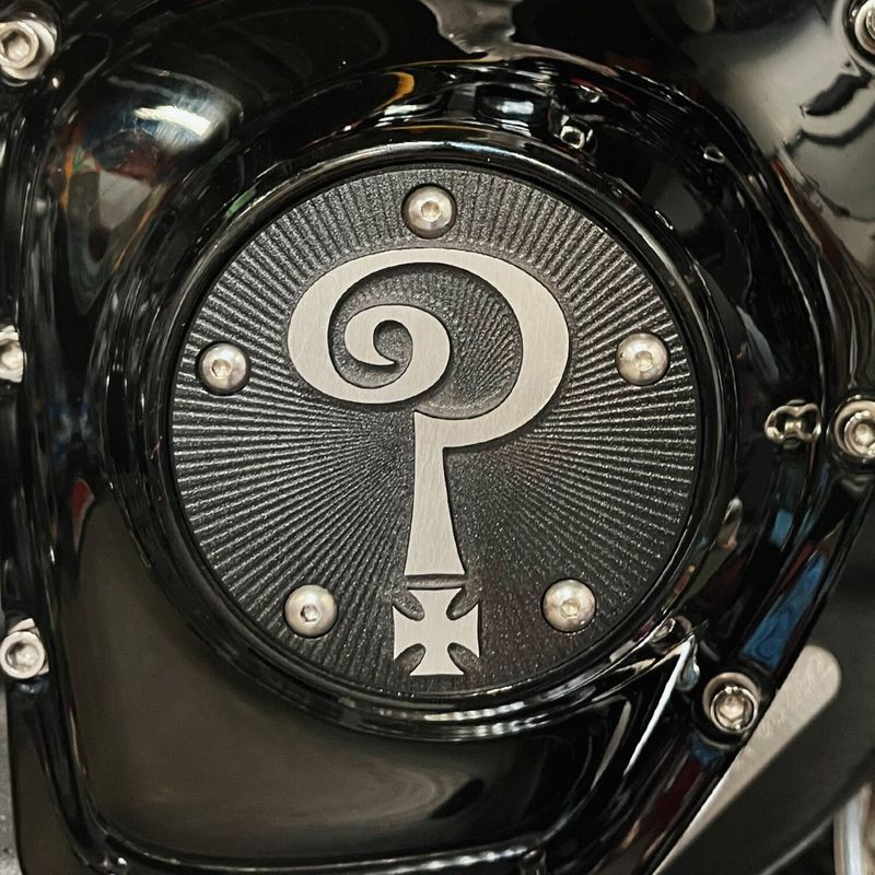 Kåpa Indian Larry Motorcycles Question Mark mattsvart aluminium Twin Cam 99-17
