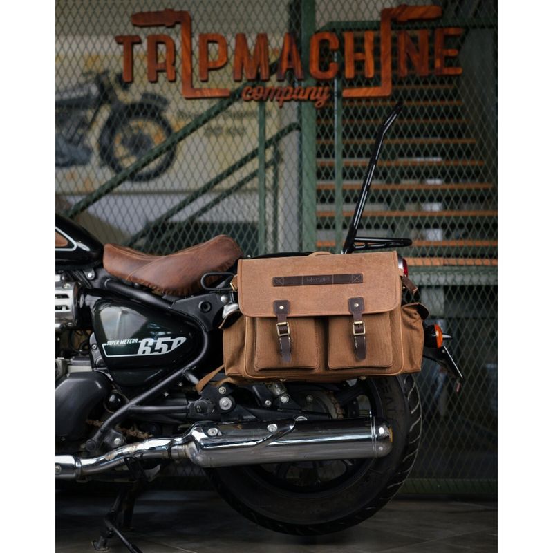Sidoväskor Trip Machine Expedition par brun/tobak