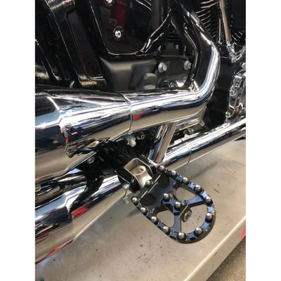 Fotpinnar Flo Motorsports MX svart förare Softail 18-26 m.fl.