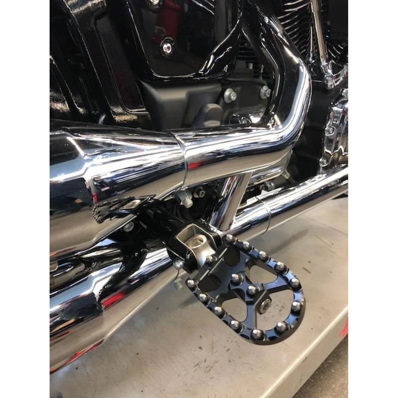 Fotpinnar Flo Motorsports MX svart förare Softail 18-26 m.fl.