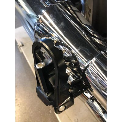 Fotpinnar Flo Motorsports MX svart förare Softail 18-26 m.fl.