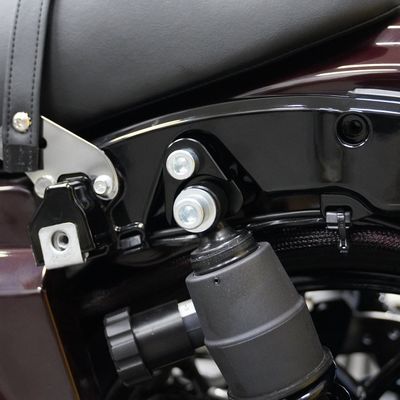 Lyft stötdämpare bak Arlen Ness 1" svart Touring 14-26