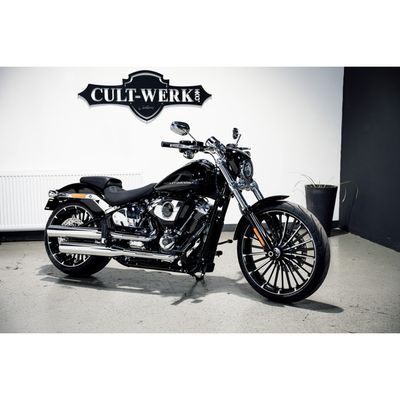 Mask strålkastare Cult-Werk V-Rod style blanksvart FXBR Breakout 117 25-26