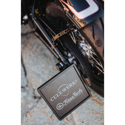 Platta Cult-Werk 180mm 200mm svart universal