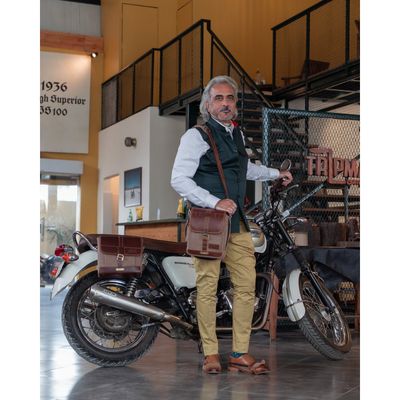 Väskset Trip Machine x DGR cognac