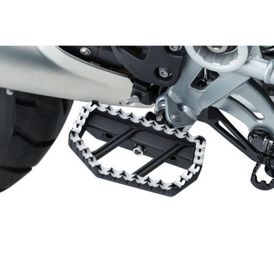 Adaptrar fotpinne Kuryakyn satinsvart BMW Driver Position: 19-20 R m.fl.