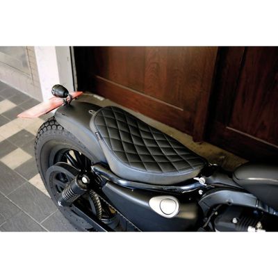 Solosadel Rough Crafts XL Sportster 04-22