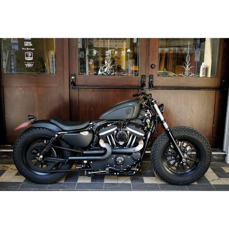 Solosadel Rough Crafts XL Sportster 04-22
