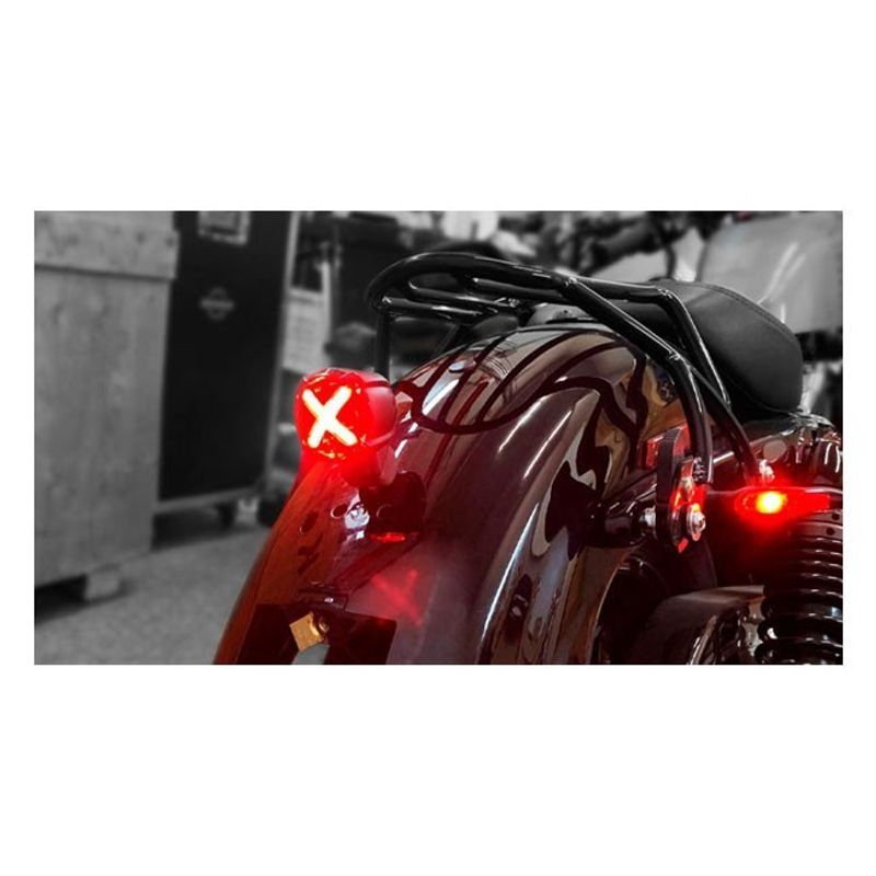 Baklykta Koso GT-02 LED universal röd