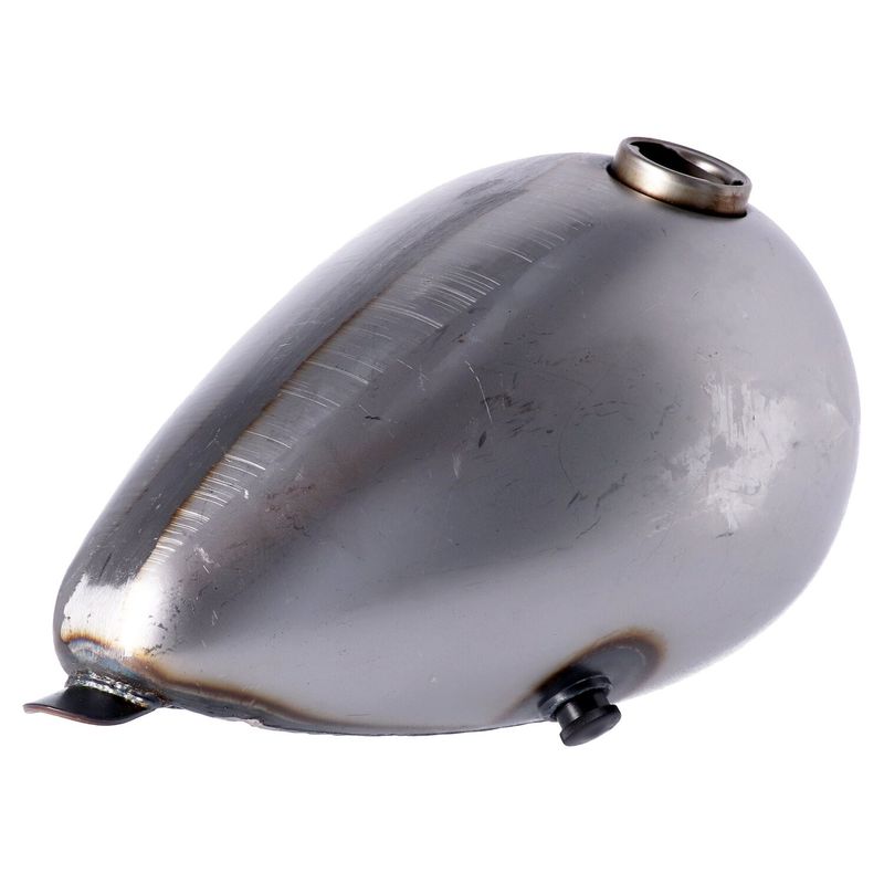 Bensintank MCS Axed 2.2 gallon enkelt tanklock universal