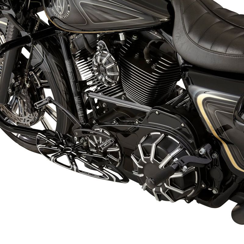 Fotplattor Arlen Ness 10-Gauge CC svart Rider FL Softail 86-17 m.fl.