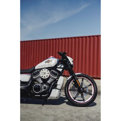 Luftfilterlock Cult-Werk mattsvart spårad RH975 Nightster 22-26