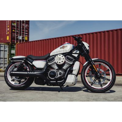 Luftfilterlock Cult-Werk mattsvart spårad RH975 Nightster 22-26