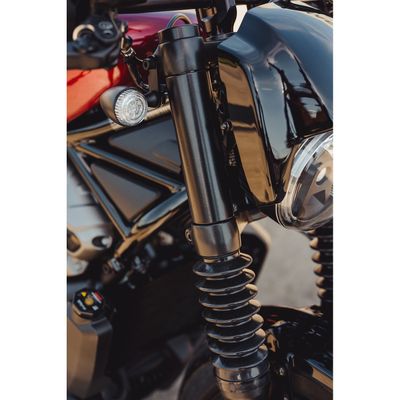 Blinkersfäste fram Cult-Werk svart Nightster RH975 22-26