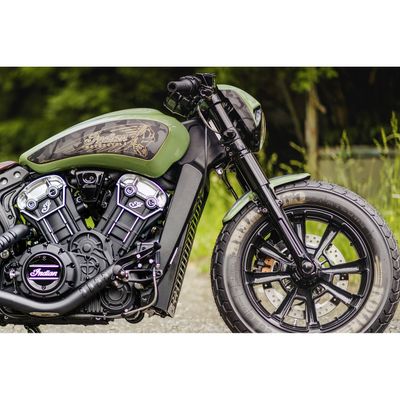 Framskärm Cult-Werk Old School blanksvart Indian Scout 15-24