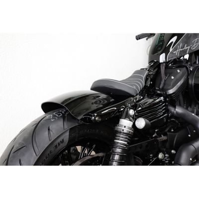 Bakskärm Cult-Werk Low blanksvart XL Sportster 04-22