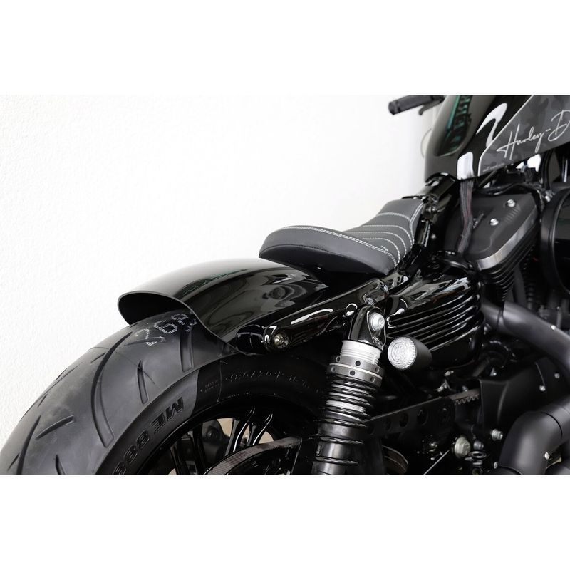 Bakskärm Cult-Werk Low blanksvart XL Sportster 04-22