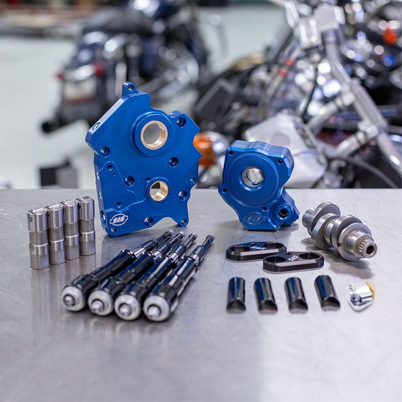 Kamaxelsats S&S 475C M8 Softail 18-26 svart