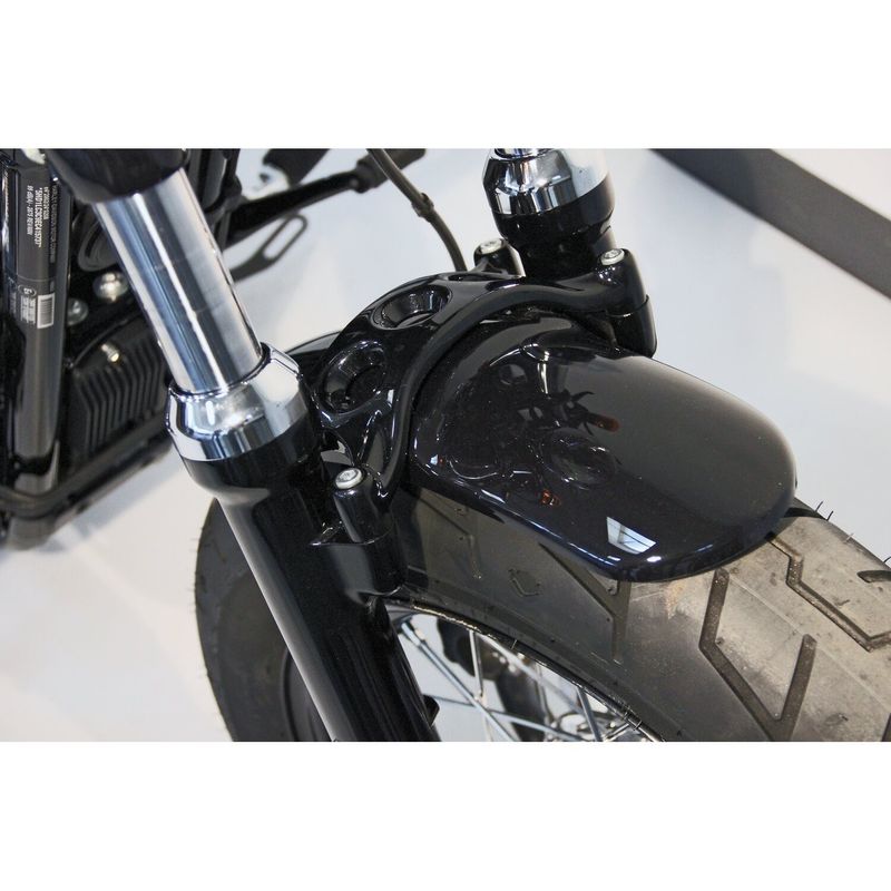 Framskärm Cult Werk fram svart Sportster 10-22