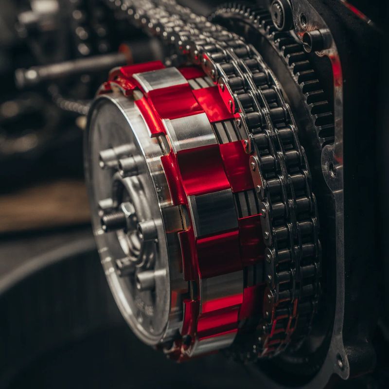 Kopplingskorg Trask Performance anodiserad röd Twin Cam 07-17