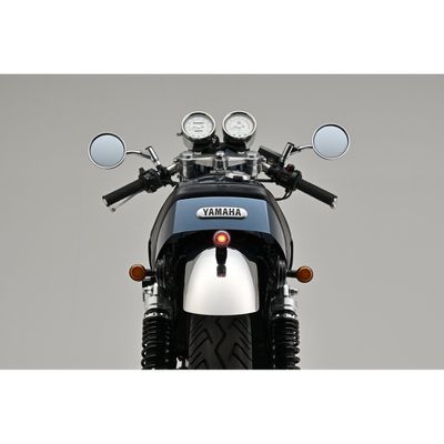 Baklykta Daytona D-Tail LED svart universal