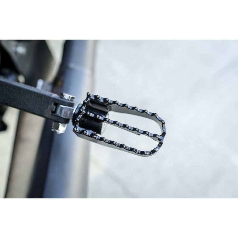 Fotpinnar Burly MX svart B13-1010B