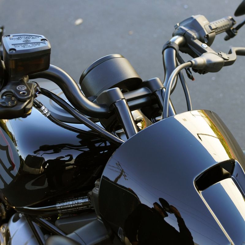 Riser Arlen Ness svart RH975 Nightster 22-26