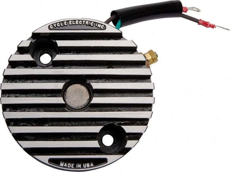Spänningsregulator Cycle Electric 12V svart MODEL 65A 12-VOLT GENERATORS.