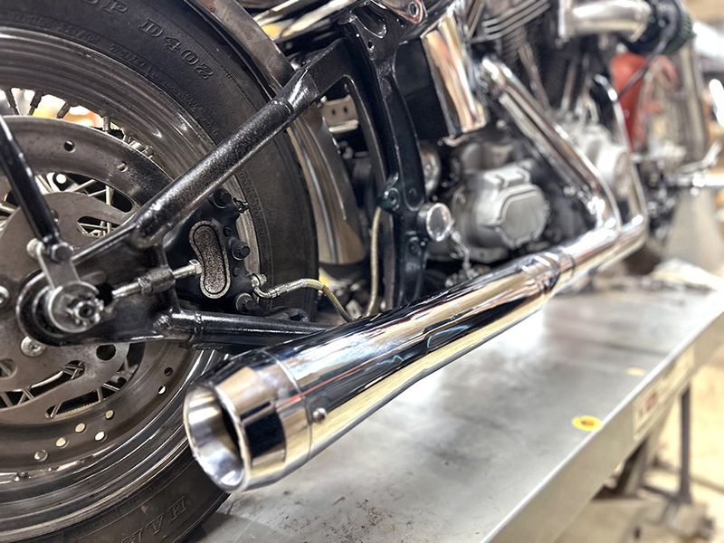 Avgassystem V-Twin Wyatt Gatling Holeshot krom