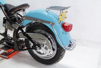 List bakskärm Wyatt Gatling krom Evo Softail