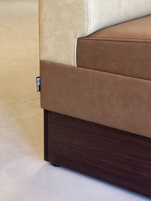 Bilbao soffa på sockel (140 cm)